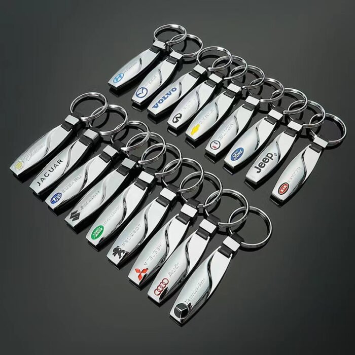 Wholesale various automotive metal keychains pendants small gifts car logos keychains