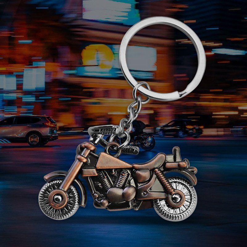 Wholesale Custom Logo Motorbike Keyring Motorcycle and Cars Keychains Metal 3D Motor Motor Bike Motorcycle Helmet Keychain - Image 3