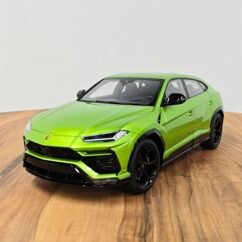 Lamborghini Urus Verde Selvans 1:18 Green