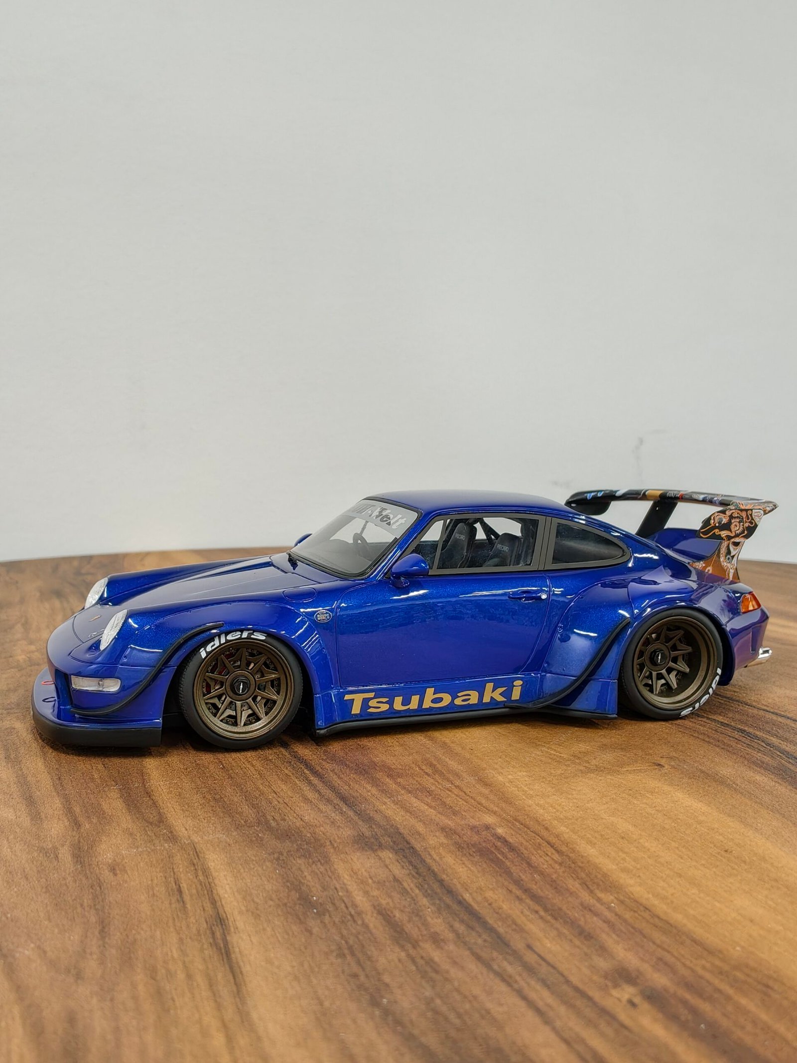 Porsche 911 993 RWB Body Kit Tsubaki 2019 Blue GT Spirit GT857 1:18 Rauh Welt - Image 4