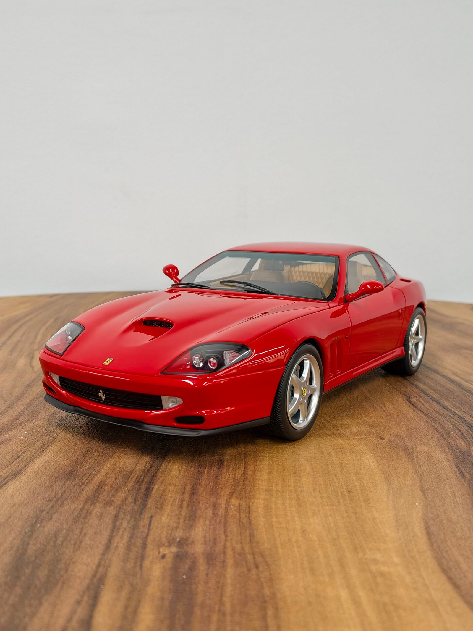 1996 Ferrari F550 Maranello Gran Turismo - GT335 Red 1:18