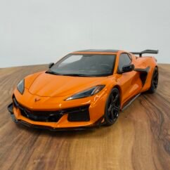 GT Spirit 2023 Chevrolet Corvette C8 Z06 Orange Tint 1:18