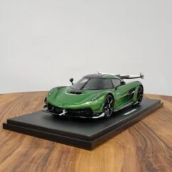 Koenigsegg Jesko Plus 1:18 Green