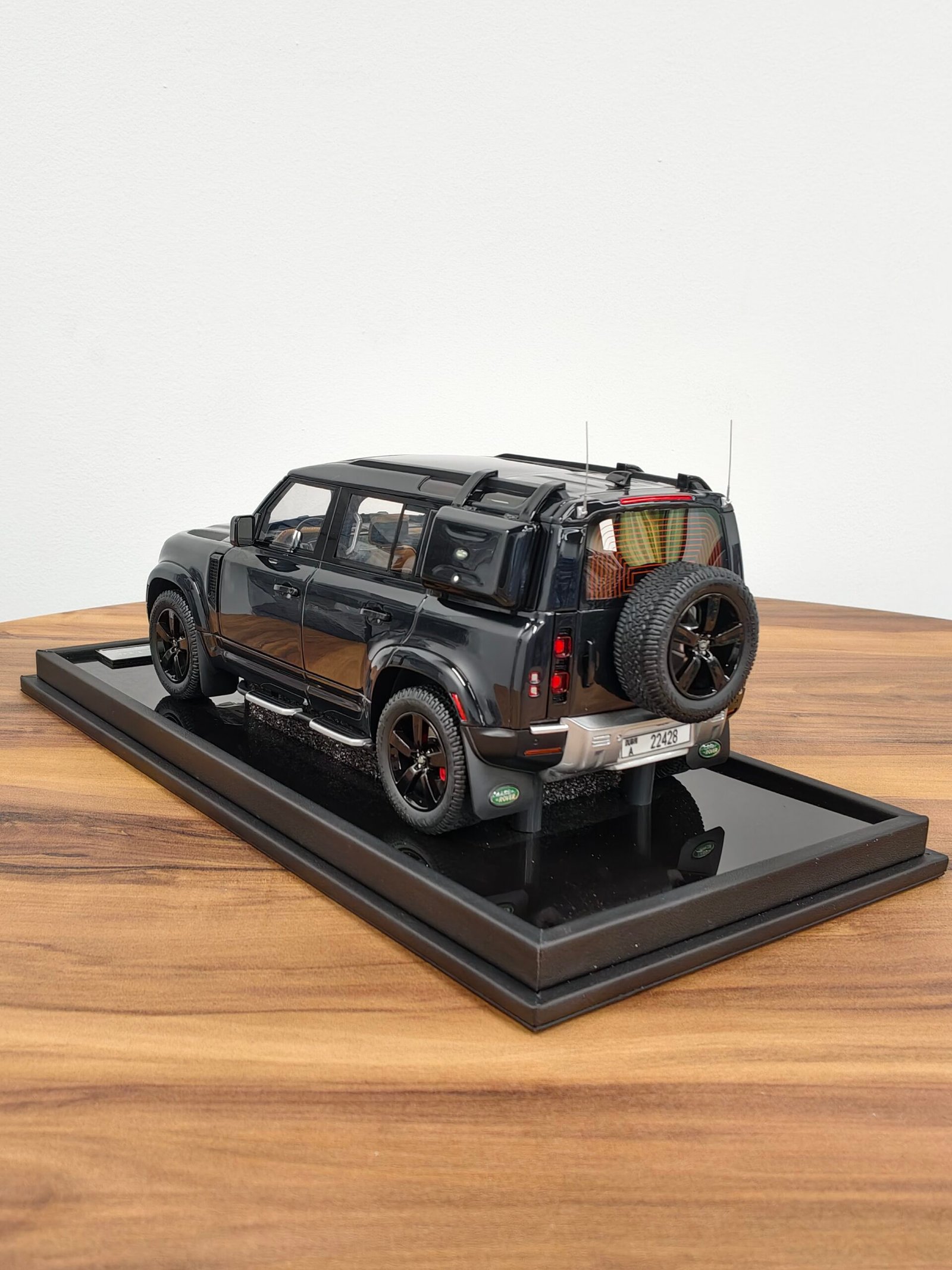 Land Rover Defender 110 Matt Black 1:18 - Image 2