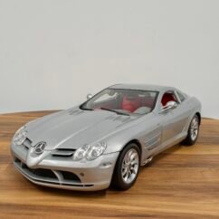 Mercedes-Benz SLR McLaren Silver 1:12