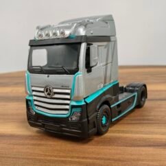Mercedes Haulers Custom Cab 1:43 Gray