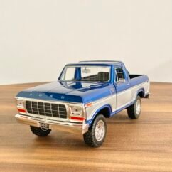 1978 Ford Bronco 1:24 Blue & Gray