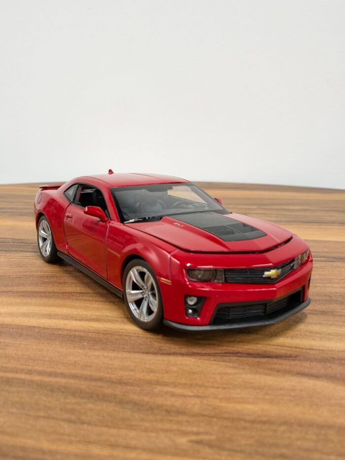 Chevrolet Camaro ZL1 Red 1:24 - Image 4