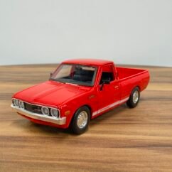 1973 Datsun 620 Pick Up 1:24 Red