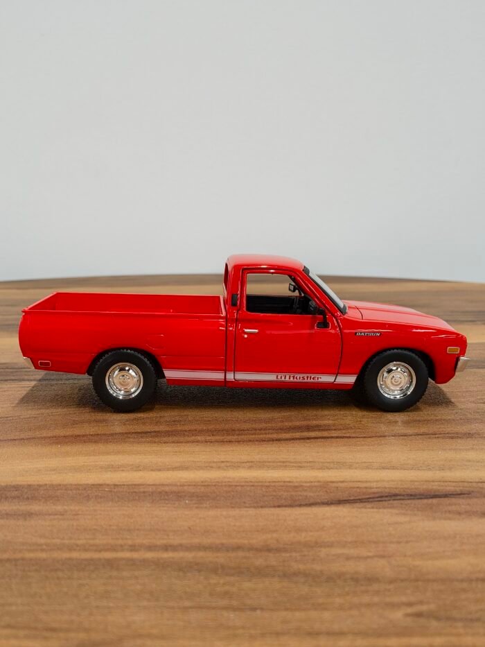 1973 Datsun 620 Pick Up 1:24 Red - Image 6