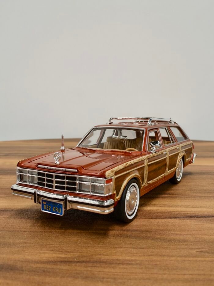 1979 Chrysler Lebaron Town & Country 1:24 Brown