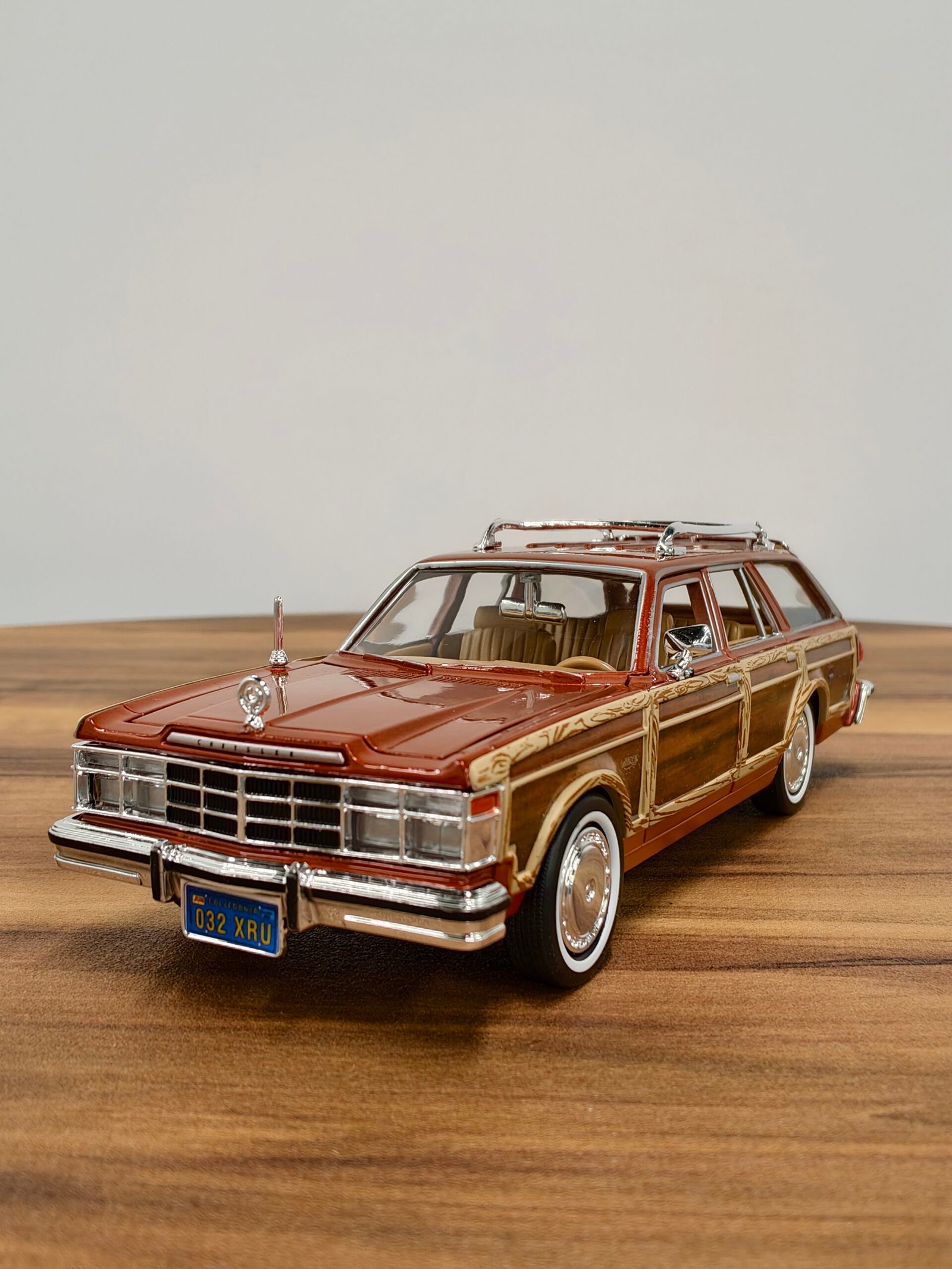1979 Chrysler Lebaron Town & Country 1:24 Brown