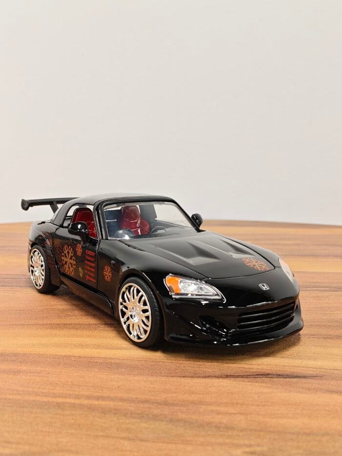Jhonny'S Honda SZ000 Black 1:24 - Image 2