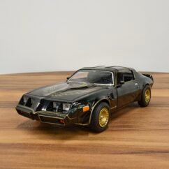1980 Pontiac Firebird T/A 1:24 Black