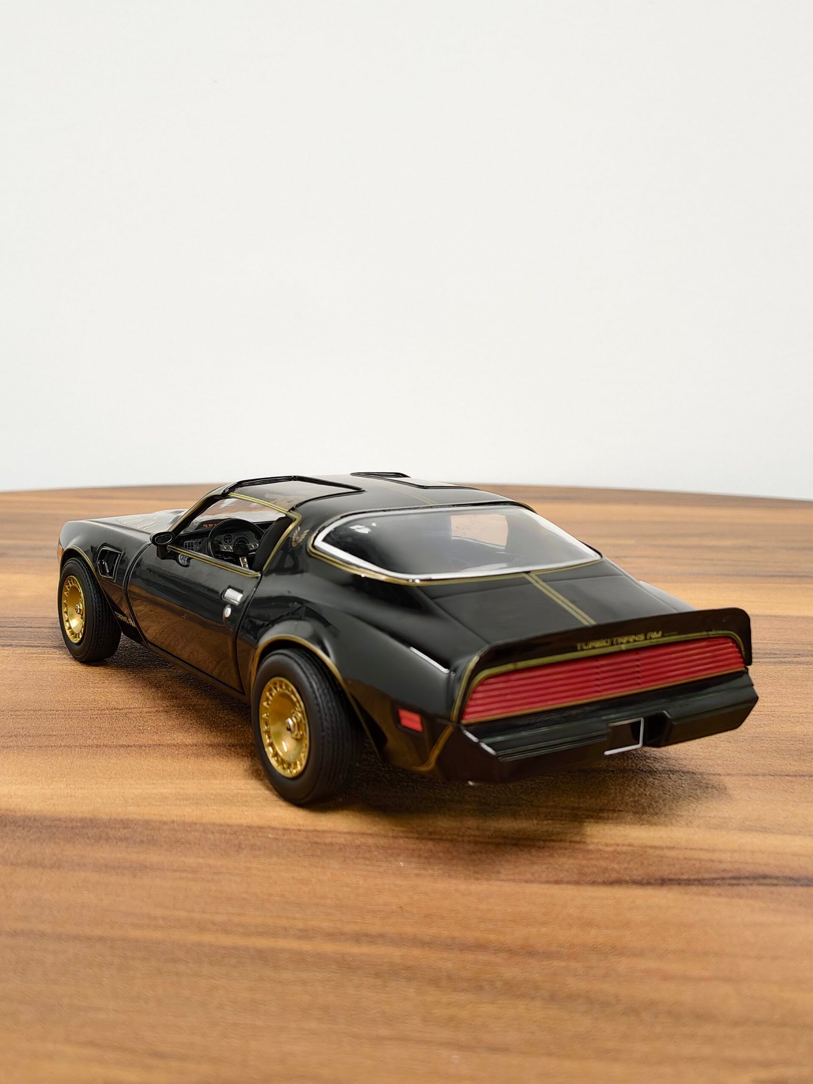 1980 Pontiac Firebird T/A 1:24 Black - Image 6