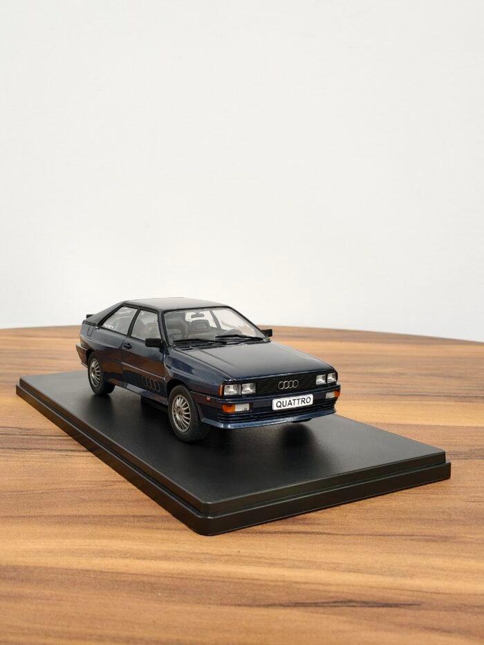 Audi Quattro B2 1:24 Bleu - Image 2