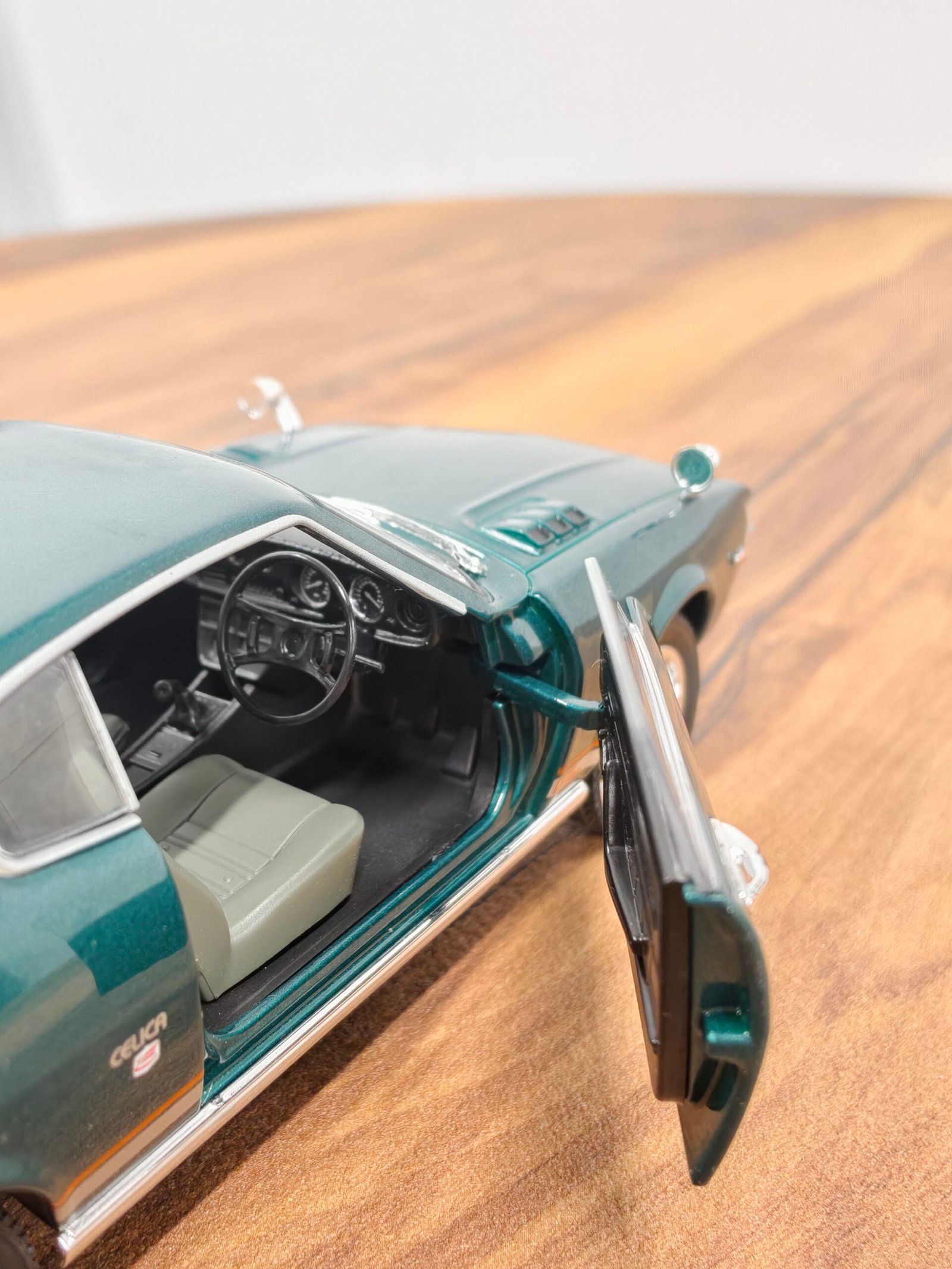Toyota Celica LB 2000 Gt 1:24 Green - Image 3