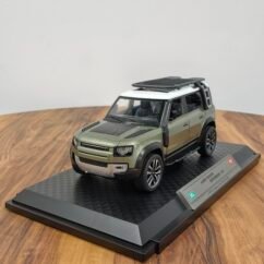 Range Rover Defender 110 Green 1:24