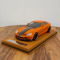 Mercedes Benz SLR Mclaren 722 Orange 1:18