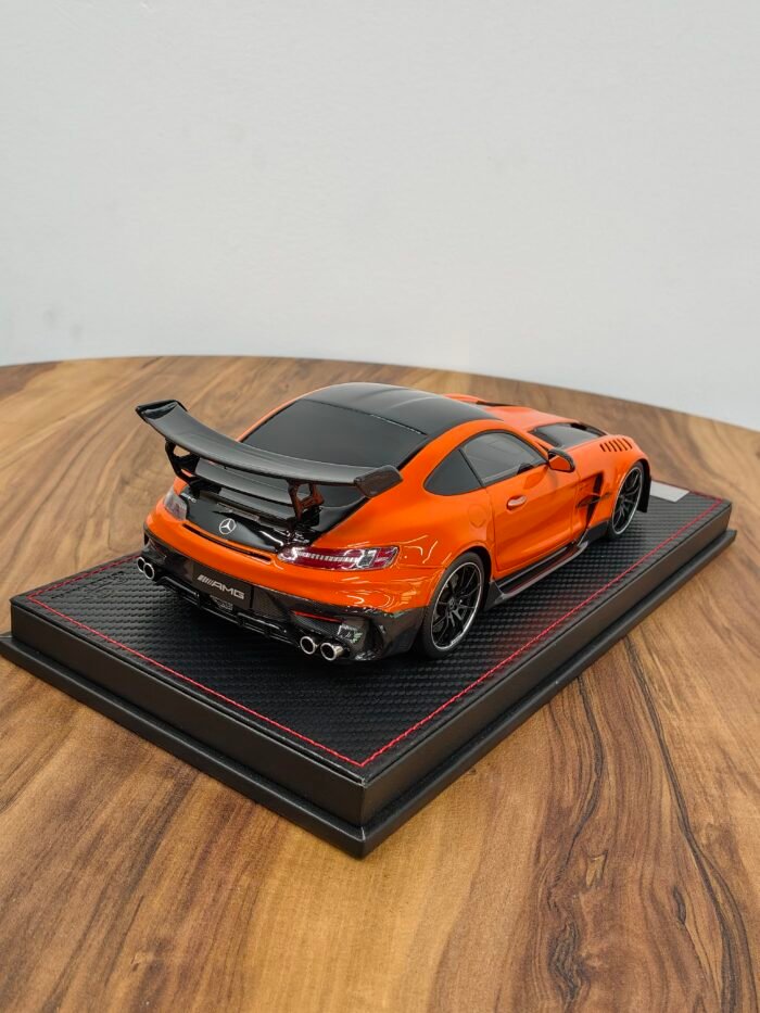 Mercedes benz AMG GT Black Series (Orange) 1:18 - Image 5