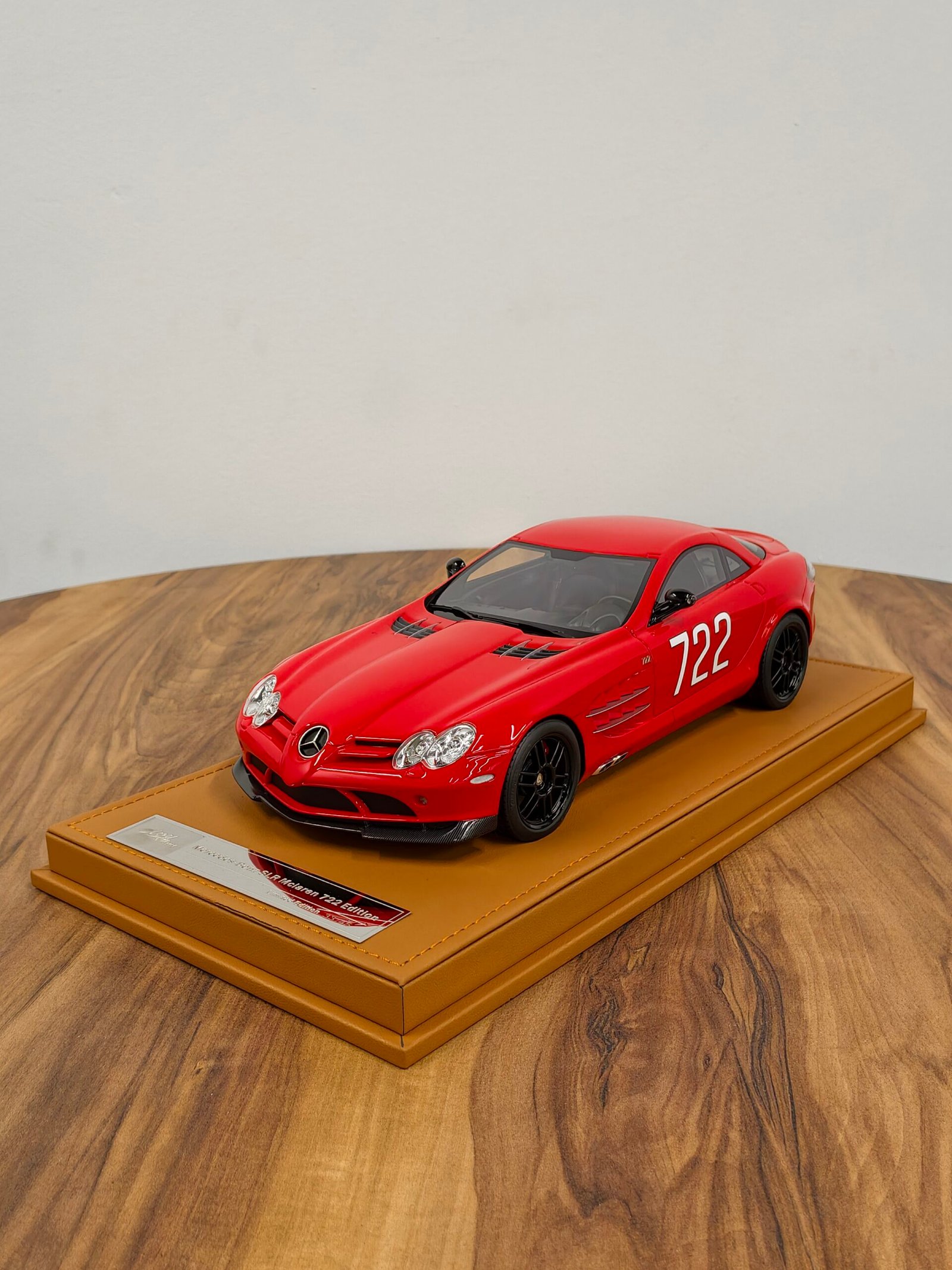 Mercedes Benz SLR Mclaren 722 Red 1:18