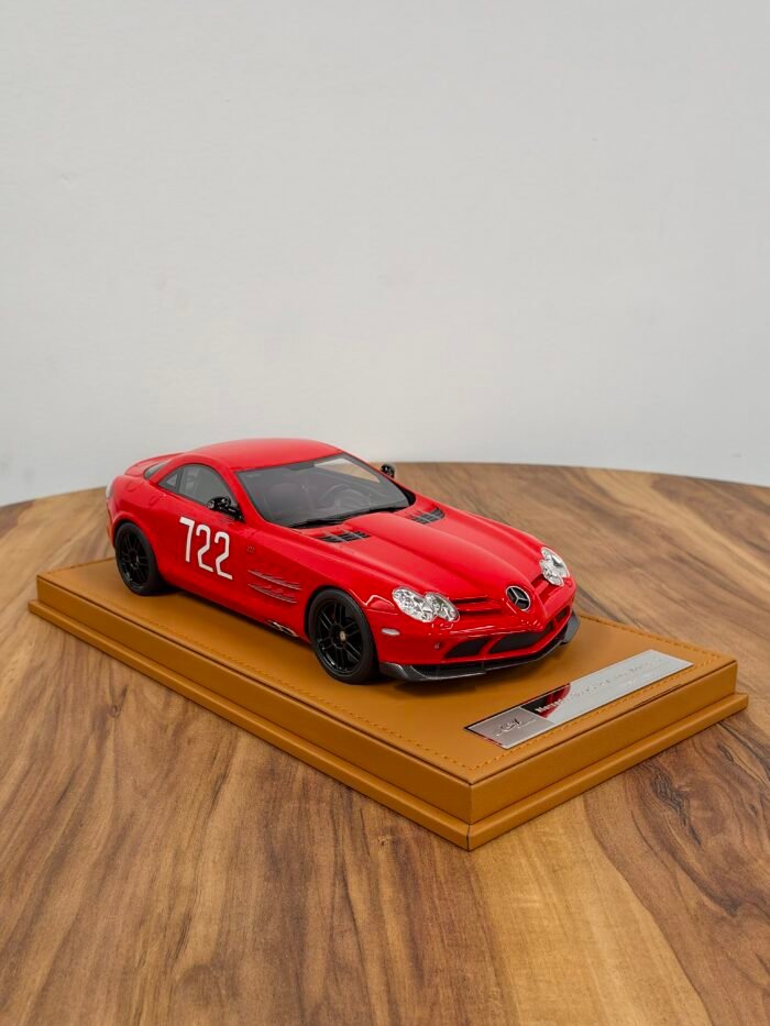 Mercedes Benz SLR Mclaren 722 Red 1:18 - Image 2