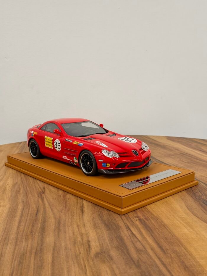 Mercedes Benz SLR Mclaren 722 Red 1:18 - Image 2