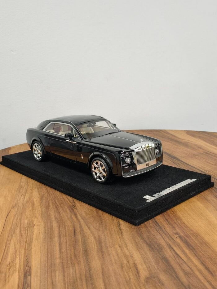 Rolls Royce Sweptail 1:18 Black - Image 2