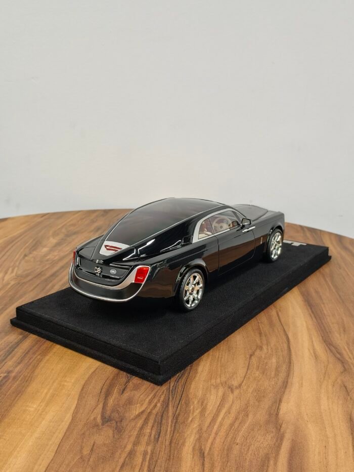 Rolls Royce Sweptail 1:18 Black - Image 5