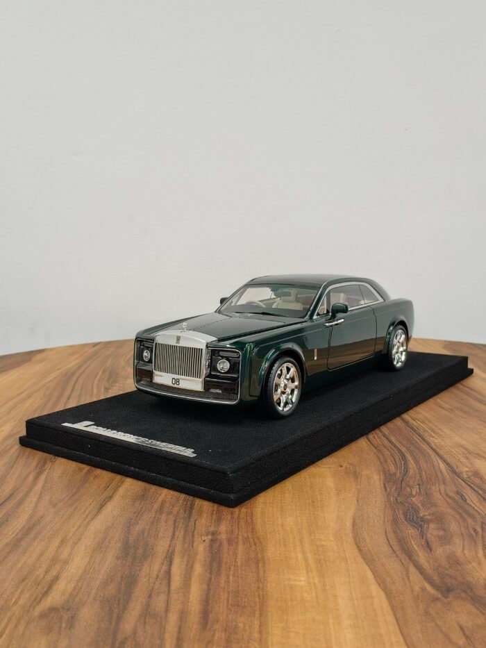 Rolls Royce Sweptail 1:18 Green
