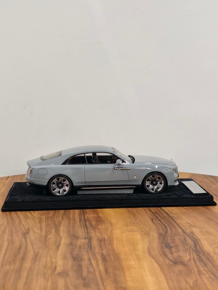 Rolls Royce Sweptail 1:18 Gray - Image 5