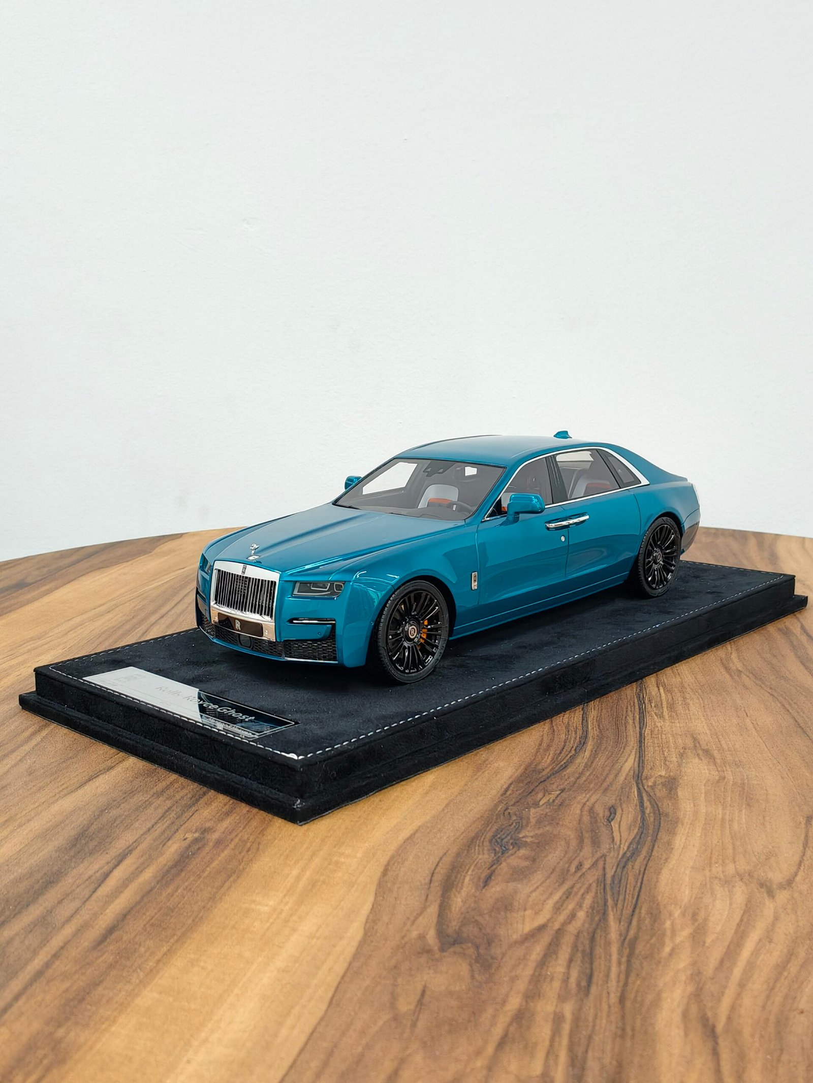 Rolls Royce Ghost 1:18 Blue