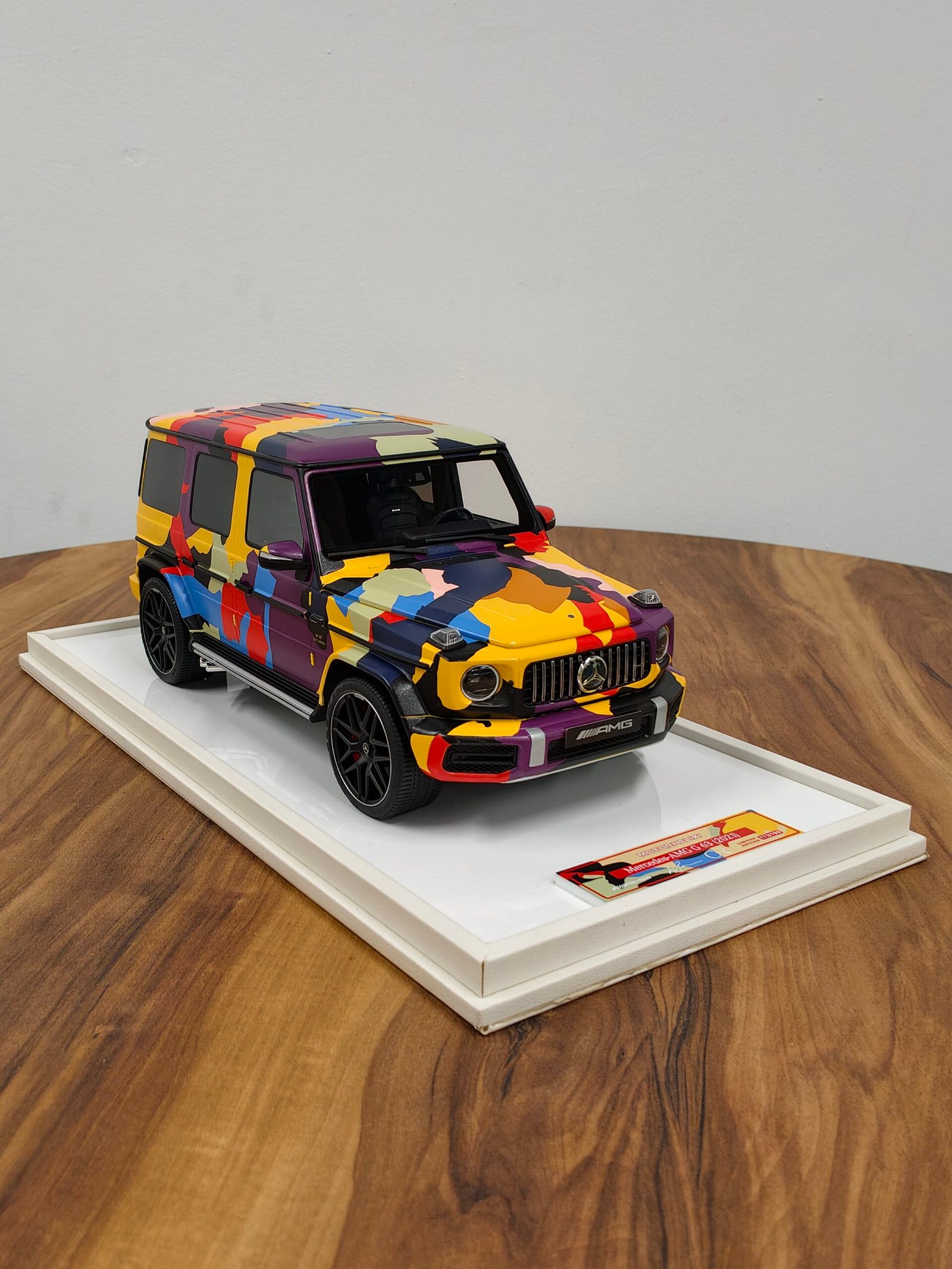 Mercedes Benz-AMG G63 (2021) Camouflage 1:18 - Image 2