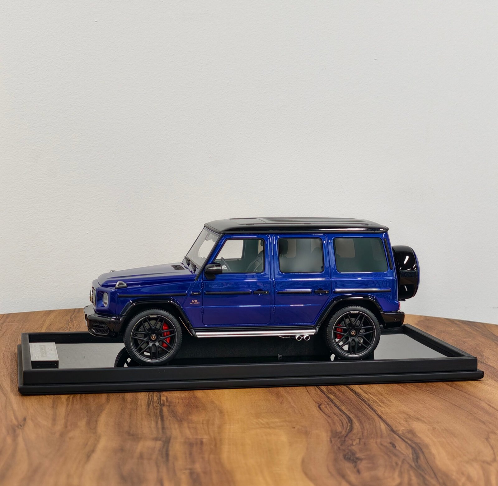 Mercedes Benz-AMG G 63 (2019) 1:18 - Image 3