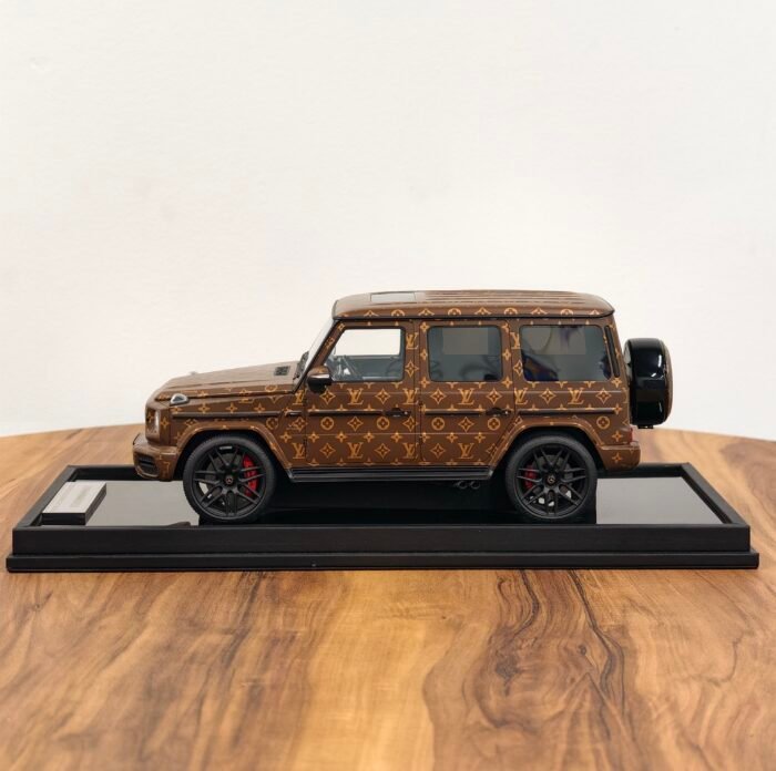 Mercedes Benz G63 2019 xLV 1:18 - Image 3