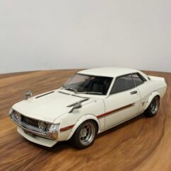 Toyota Celica 1600GTV (TA22) White 1:18