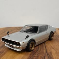 Nissan Skyline 2000 GTR ( KPGC110) 1:18 Silver