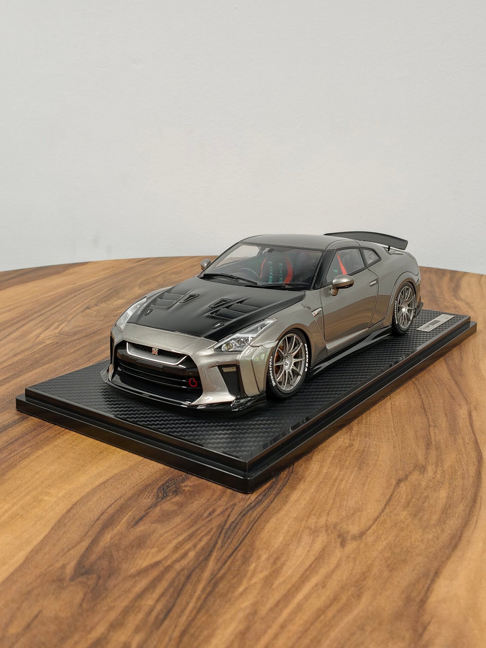 Nissan Top Secret GT-R (R35) 1:18 Gun Metallic