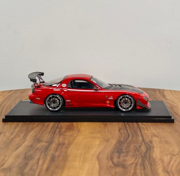 Mazda RX-7 FD3S 1:18 Red - Image 3