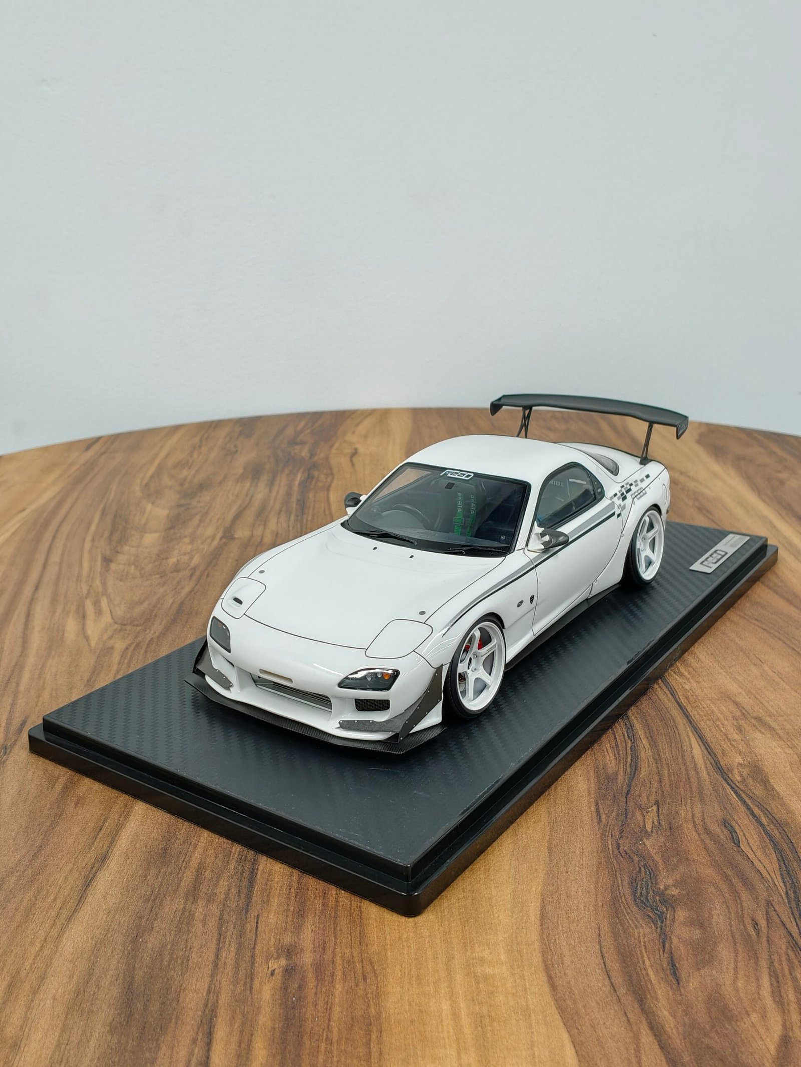 Mazda RX -7 FD3S White 1:18