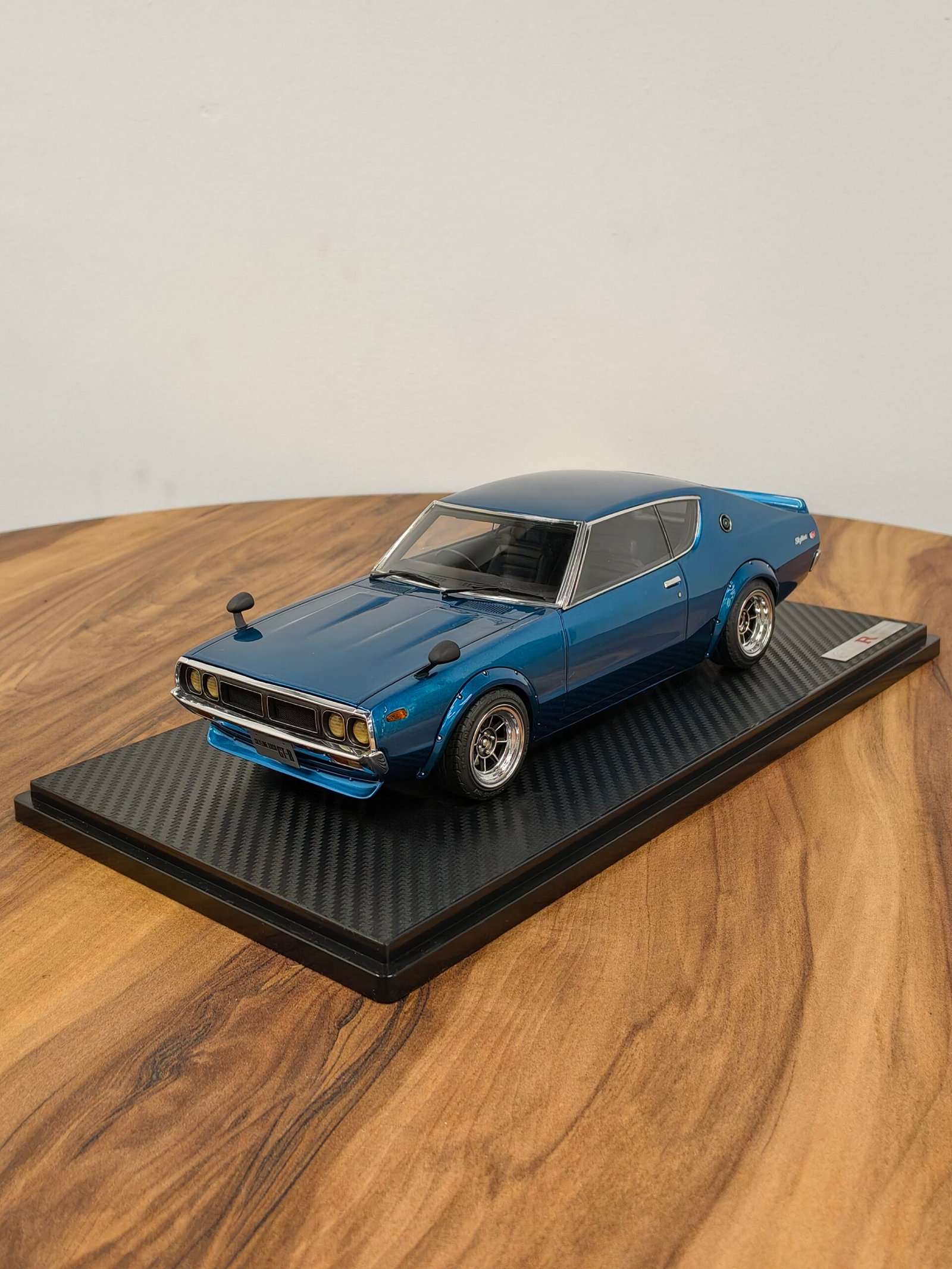 Nissan Skyline 2000 GT-R 1:18 Blue