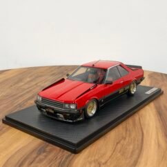 Nissan Skyline 2000 RS-Turbo(R30) 1:18 Red