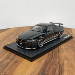 Nissan Skyline GT-R (BNR34) 1:18 Black