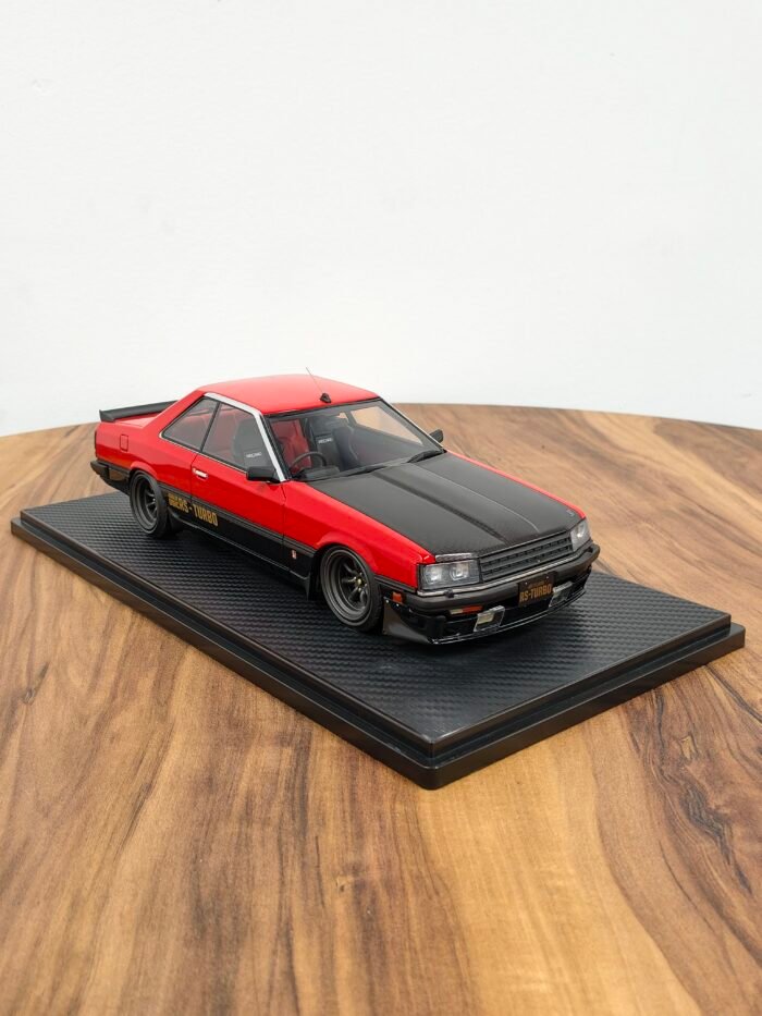 Nissan Skyline 2000 RS Turbo (R30) 1:18 Red - Image 2