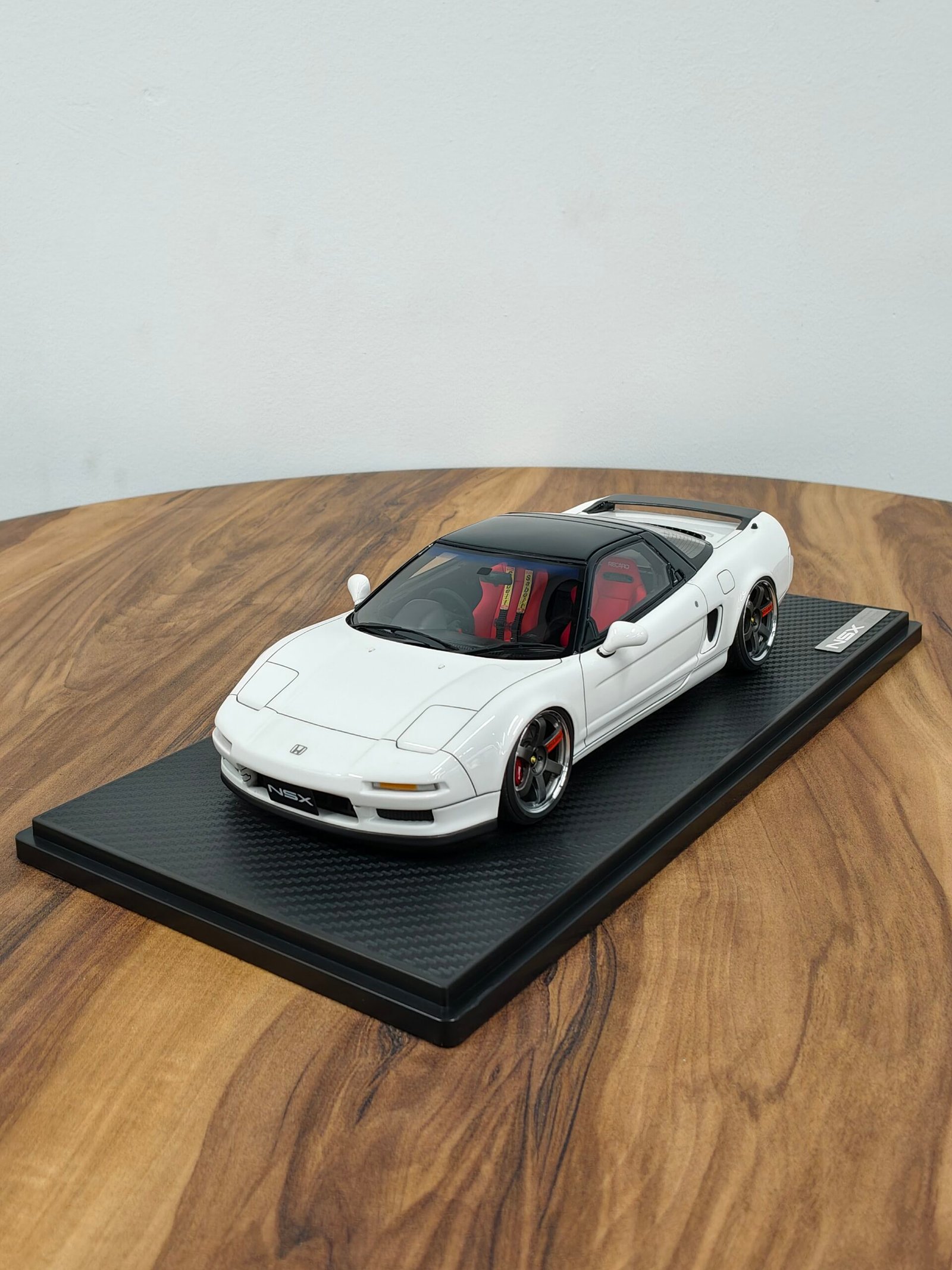Honda NSX (NA1) 1990 White 1:18