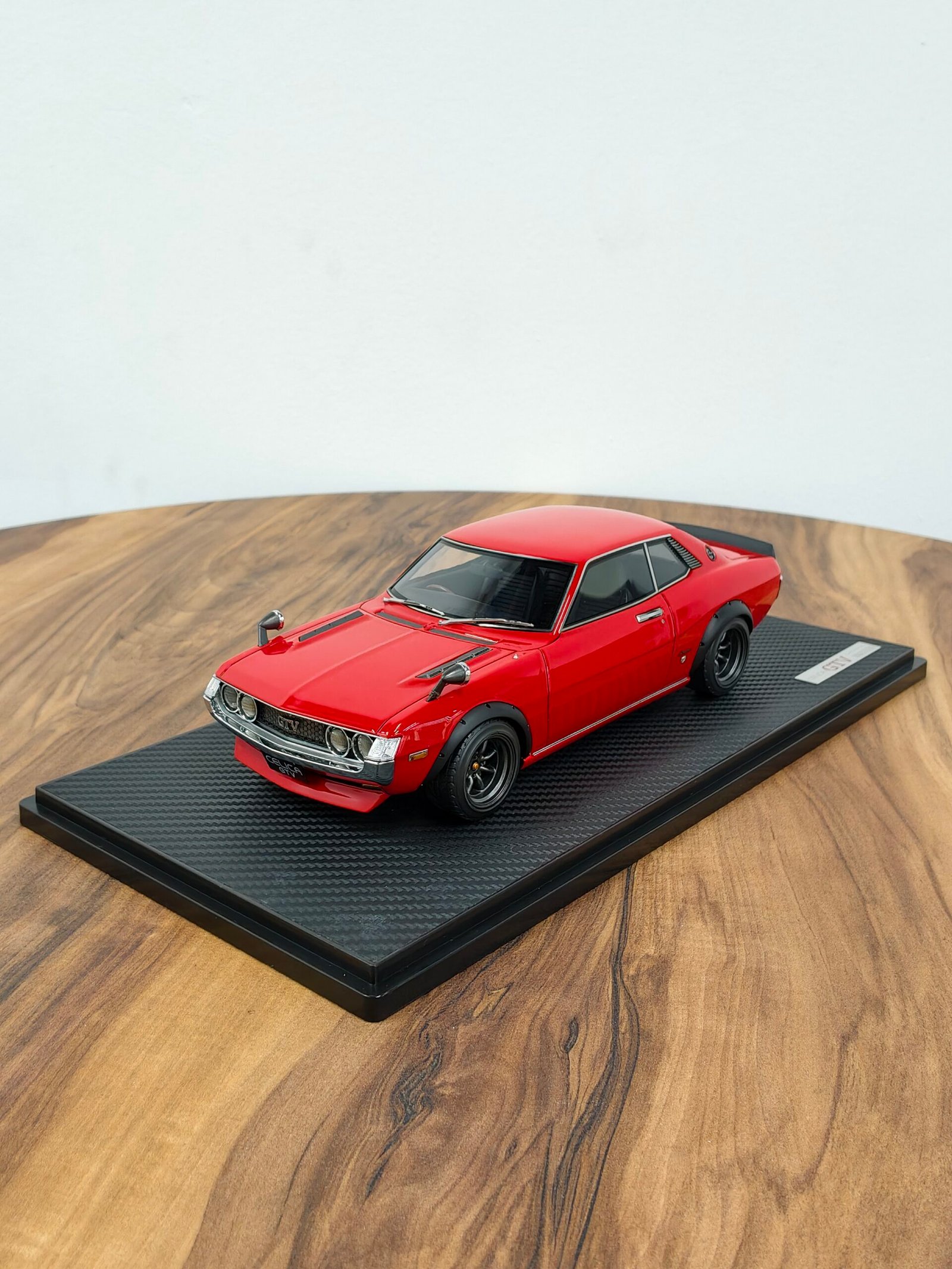 Toyota Celica 1600GTV TA22 Red 1:18