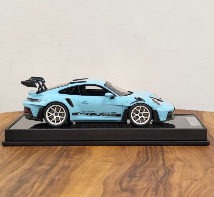 Porsche 911 (992.1) GT3 RS 1:18 Baby  Blue - Image 4