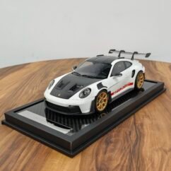 Porsche 911 GT3 RS White 1:18