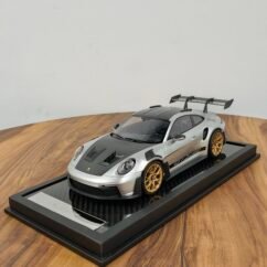 Porsche 911 GT3 RS Silver 1:18