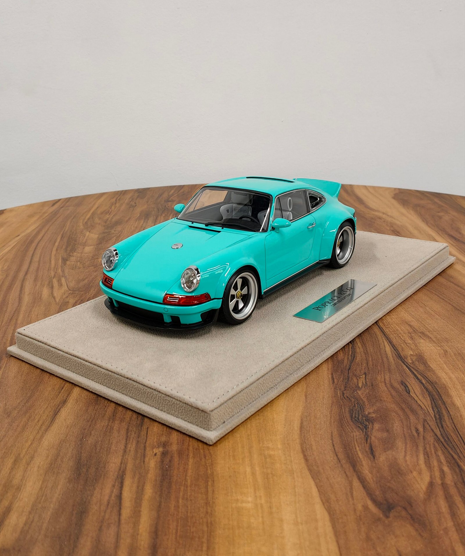 Porsche Singer DLS Poprace 1:18 Blue